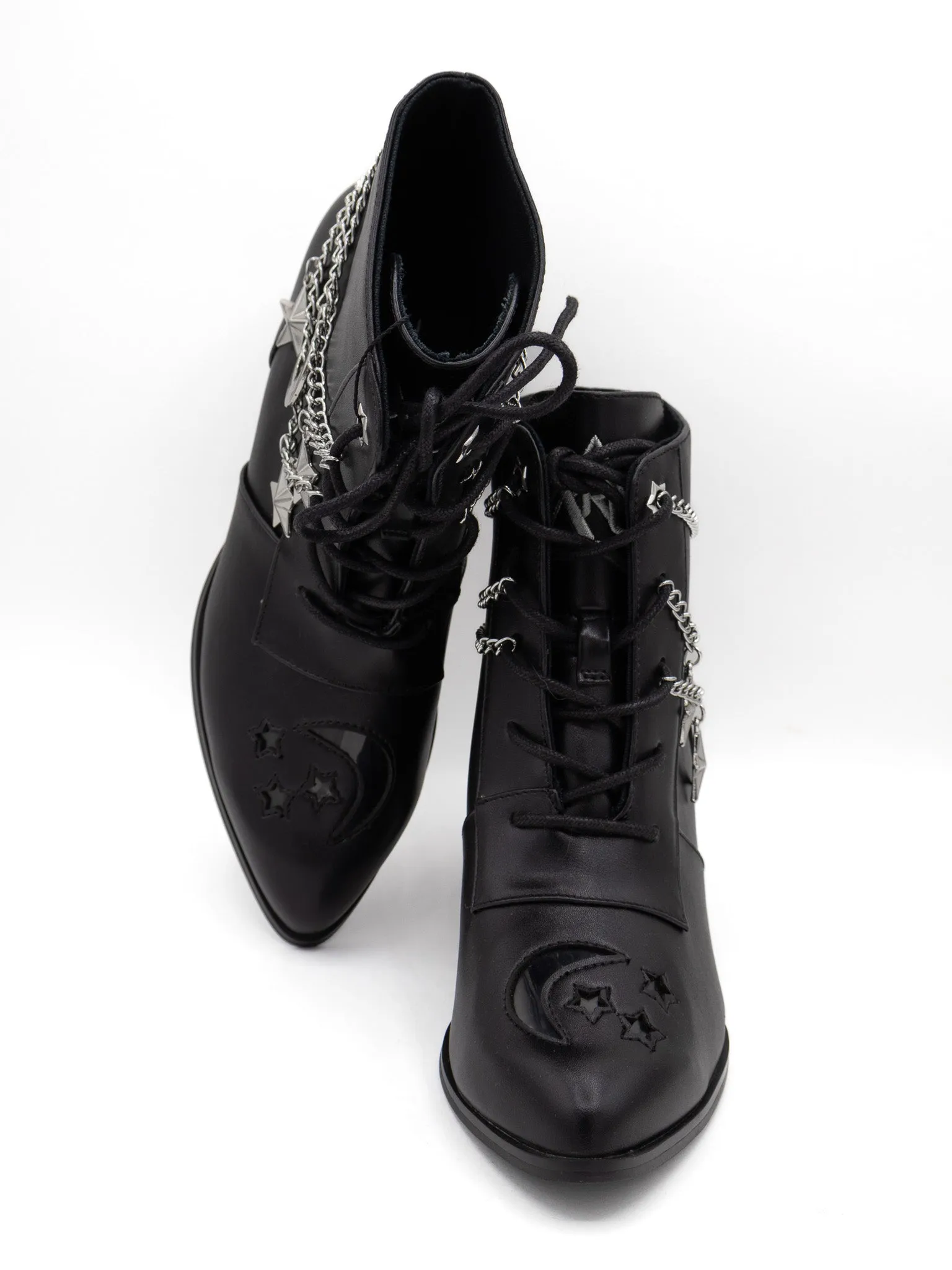 Aura Astro Chain Boots Y.R.U.