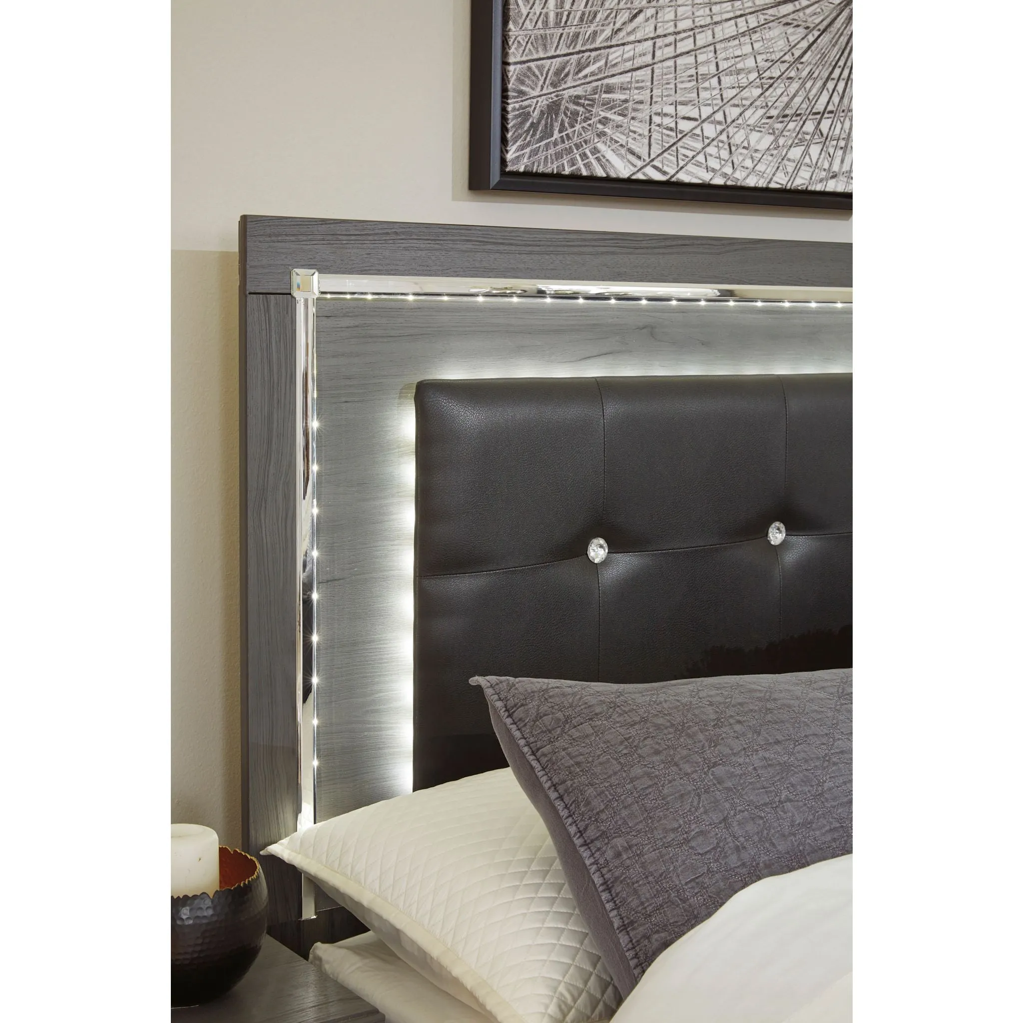 Lodanna Full Panel Headboard