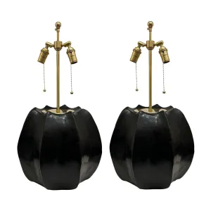 Ribbed Acorn Lamp in Matte Black