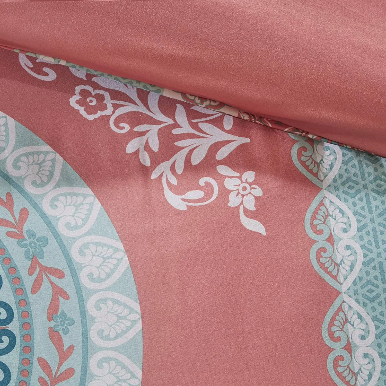 The Floral Paisley Coral Bed Set